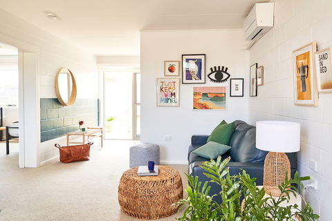 Peterborough House & Motel - Accommodation NT 3