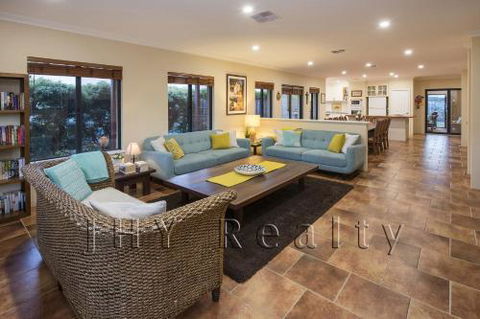 La Vita Bella - Accommodation NT 6