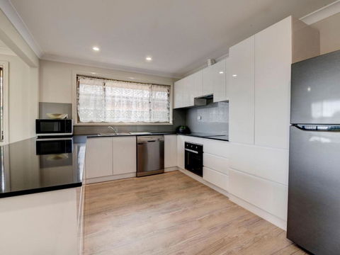 Relaxing Waterfront Property In Quiet Location - Accommodation NT 5