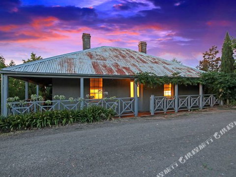 Beechworth 4a Albert Road - Accommodation NT 2
