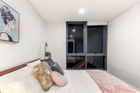 Southport Apartment - NT Tourism 5