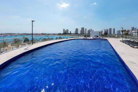 Southport Apartment - NT Tourism 1