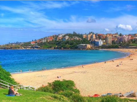 Surfside Coogee Beach - NT Tourism 2