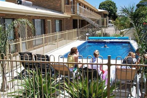 Allambi Holiday Apartments - NT Tourism 6