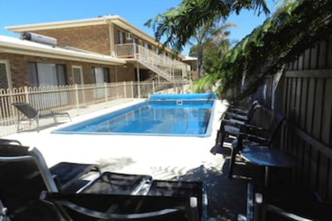 Allambi Holiday Apartments - NT Tourism 7