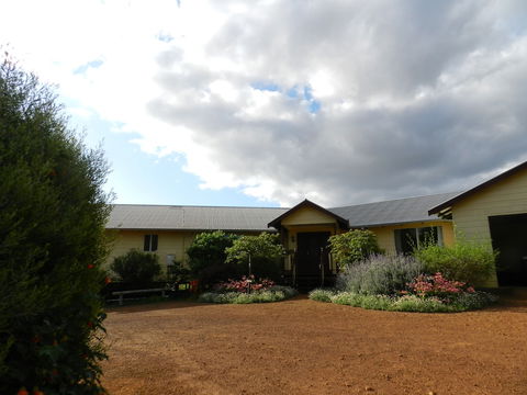 Shambhala Guesthouse - Accommodation NT 0
