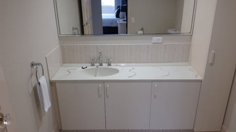 Beaconlea Tower Apartments - Accommodation NT 6