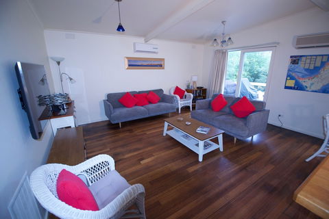 Beachwalk Cottage - Accommodation NT 4