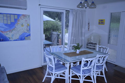 Beachwalk Cottage - Accommodation NT 6