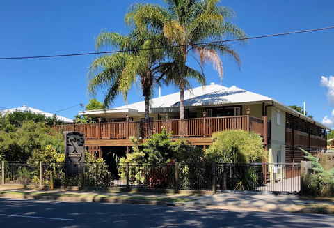 Five 3 Five - The Beachside Barracks - Accommodation NT 2