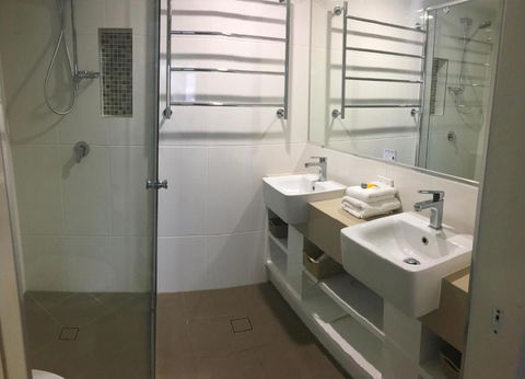 Spinnaker Quays - Accommodation NT 1
