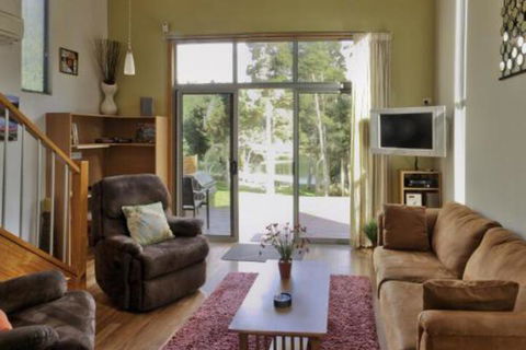 Ulverstone River Retreat - Accommodation NT 6