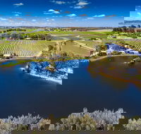 Stonewell Cottages  Vineyards - Accommodation NT