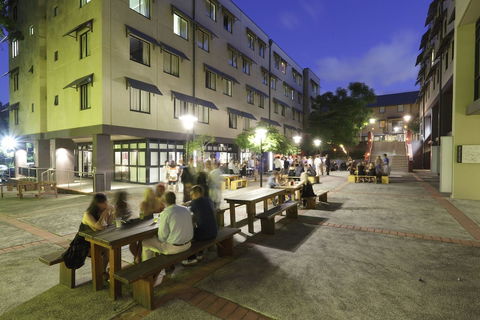 Sydney University Village - NT Tourism 4