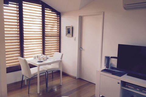 Fremantle Beach Studio - Accommodation NT 6