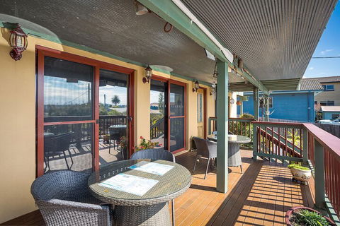 Anchors Aweigh Narooma - Accommodation NT 3
