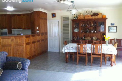 Birches Luxury Spa Chalets - Accommodation NT 2