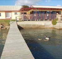 Meningie's Waterfront Motel - Accommodation NT