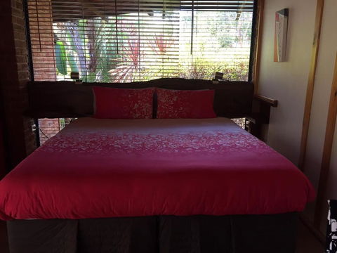 Dunsborough Ridge Retreat - Accommodation NT 2