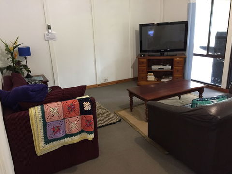 Kerriley Park Farm Stay - Accommodation NT 2
