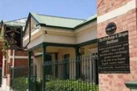 The Old George & Dragon Guesthouse - Accommodation NT 5