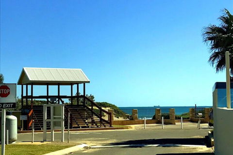 Sunset Beach Holiday Park - NT Tourism 4