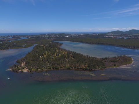 Lani's Holiday Island - Caravan Park - Accommodation NT 0