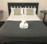 The Irish Village - Accommodation NT