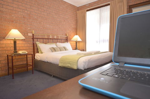 Central Springs Inn - Accommodation NT 6