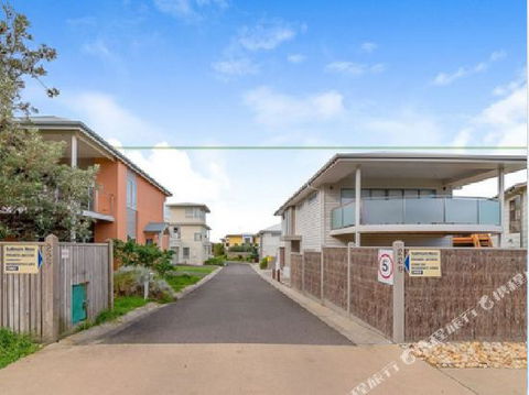 Fabulous Townhouse At The Famous Smiths Beach - Accommodation NT 4