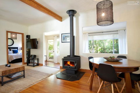 Stonewall Cottage For Two With Fireplace - Accommodation NT 3