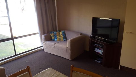 Kirwan Apartments 7 - Accommodation NT 4