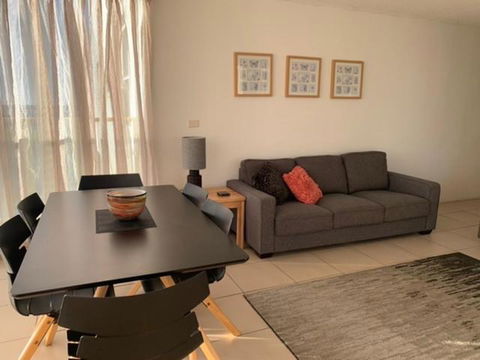 Ebbtide Unit 5 / 2 6 North Street - Accommodation NT 4