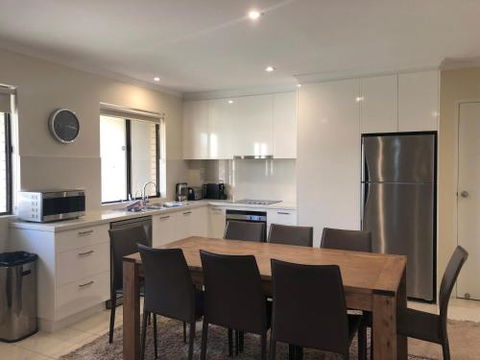 Kirwan 22 - Accommodation NT 0