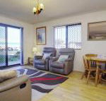 Seabreeze 6 Opposite Bowling Club - Accommodation NT