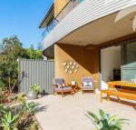 Boom 8 - Accommodation NT
