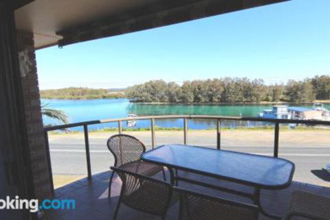 Braemar 7 On The Lake! - Accommodation NT 5