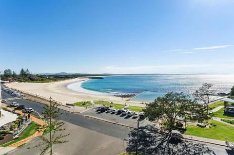 Beachpoint Unit 503 28 North Street Forster - Accommodation NT 0