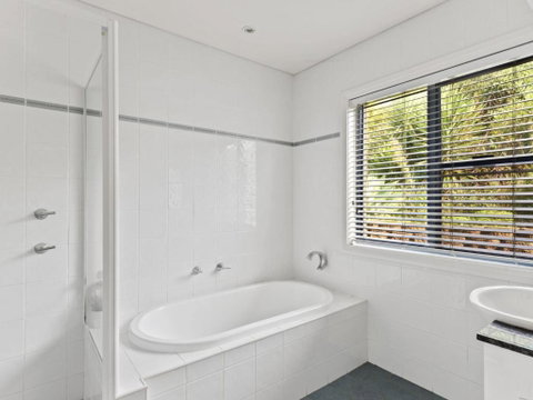 Aqua Shores Penthouse - Accommodation NT 4