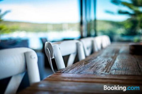 Beauty On Booker Bay - Accommodation NT 3