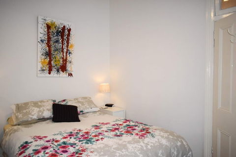 Cosy Erko 2 Bedroom Home On Edge Of Sydney City Centre - NT Tourism 6