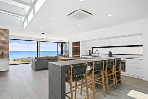Apollo Bay Beach House - Accommodation NT 4