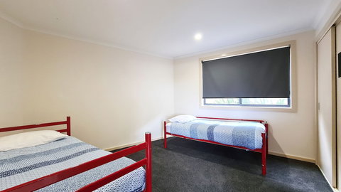 A Vista Townhouse 1 - Accommodation NT 5