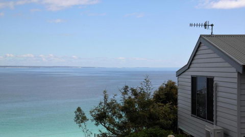 SEA EAGLE COTTAGE Amazing Views Of Bay Of Fires - Accommodation NT 3