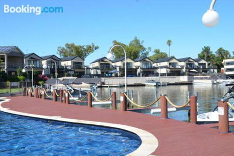 Brookwater Waterfront On Lake Mulwala - Accommodation NT 6
