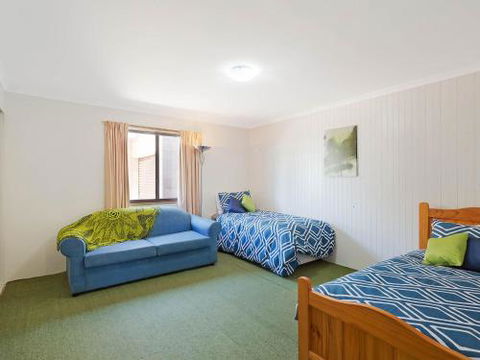 Williams Wonder Large Beach House - Accommodation NT 2