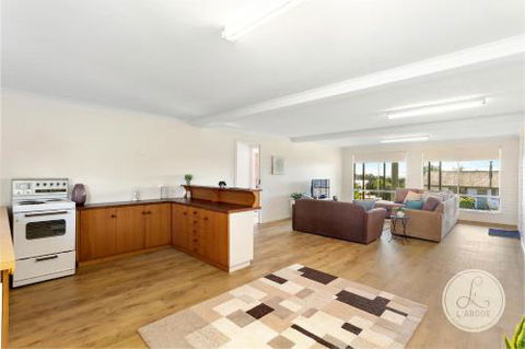 TASSIE SEASIDE SERENITY LAbode Accommodation - Accommodation NT 5