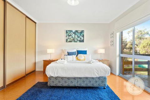 TASSIE SEASIDE SERENITY LAbode Accommodation - Accommodation NT 1