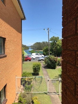 Akuna 8 - Accommodation NT 0
