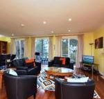 Villa Joie De Vie located within Cypress Lakes - Accommodation NT